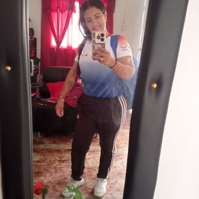 chavista anti imperialista 🇻🇪 Chavista hasta la Médula Espinal Licda en Ciencias del Deporte