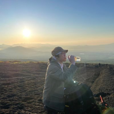 aozakinozomi30's profile picture. 銀貨の光が我を呼ぶ。