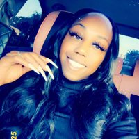 ❤️ (@deeessence) 's Twitter Profile