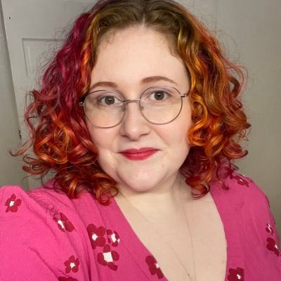 🧡 Tea + theatre + books + travel 💊 Chronically ill + neurodivergent 🏳️🌈 Queer 💍 @rebeccaeborg 🐱 Fergus + Ness