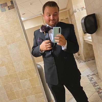 FizhTheKid's profile picture. this is just me