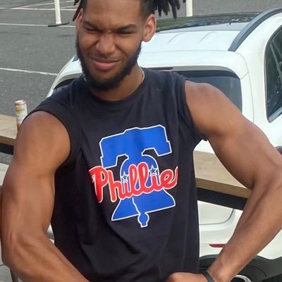 6’5” WR/TE hybrid Newsome_gail@yahoo.com (215)416-1954