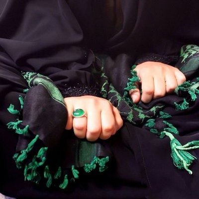 من با سایه خودمم لجم
که کی جلوتر باشه
تو که دیگه جای خود داری :)