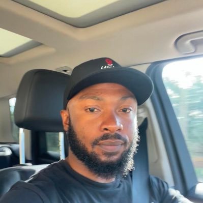 bob_naz3's profile picture. ▪Entrepreneur                           #CFC
