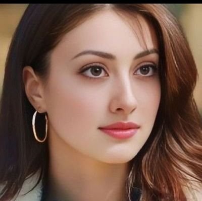 في 28 رمضان انكسر شيء في داخلي للأبد رحل أبي رحل ظهري وسندي، رحل أول من ناداني باسمي بحب حزني عليك يا أبي لا يوصف، ولا يواسيه زمان ولا كلام
