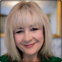 suzanne masters (@snoopysue71) 's Twitter Profile
