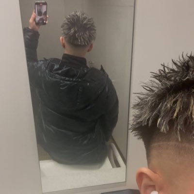 yu2034's profile picture. 