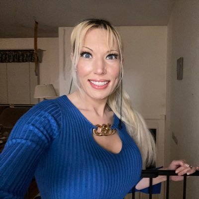 101st Airborne Div Army Mom- Black Hearts|Bull Dogs - True Crime|talk shows|pod cast| Patriot | Advocate | 2 support my mission $FloristwithFaith
