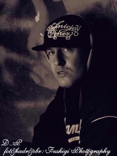 nieznani's profile picture. 