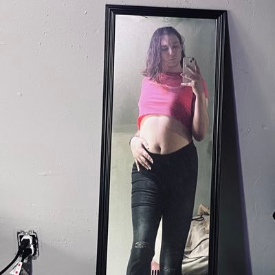 PruiiBabii's profile picture. artist 🦋