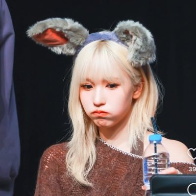 Sv0VPyLzZZkZ2ld's profile picture. 経営あか