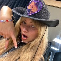cat (@sourpotter) 's Twitter Profile