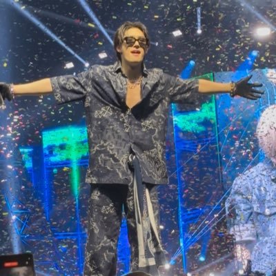 Lilouhrt7's profile picture. ɑʈeeʐ / ɓɭɑƈⱪƥiɳⱪ / ʂʈɽɑƴ ⱪiɗʂ/ Instagram : answ0o