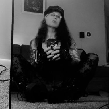 Medically Retired Infantry Medic, Sergeant. Combat veteran. Author, Unconventional, Cyberpunk, Amazon, Sapphic. Liberated. Trans. SGT/She/Her 🇺🇸🏳️⚧️