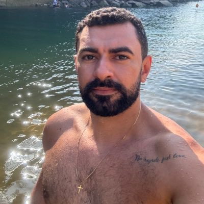 Se o que você quer me dizer não é verdadeiro, bom ou útil, então é melhor guardar para si. (Sócrates)