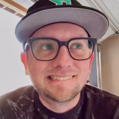 YouTube Partner @rotoxmoto | I talk a lot of shit here
Motocross | Horror | Sneakers | Pop Punk | Emo |