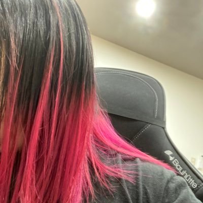 名前のまんま。 堕威虜💋HAZUKI 🍣出戻り限界地方オバンギャ お友達募集中!!ツイートうるさいので用法用量を守って正しくご自衛ください