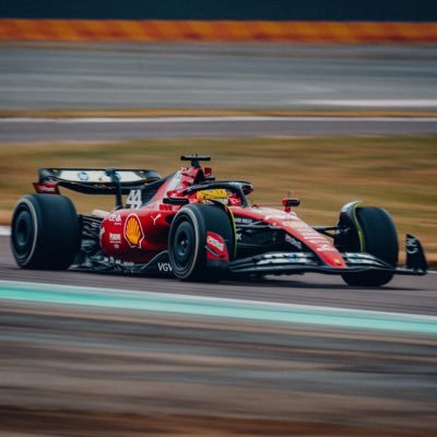 20 | ILR Tier 1 Driver | 43x🏅| 8x🏆| Xbox GT: CRGa Holland | #AH46 | F1 Coordinator @WOR_XB1 | @Comrade_GG Academy Drive | @LandoNorris | @LewisHamilton