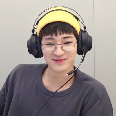 peikaaa's profile picture. in her 𝑭𝒂𝒏𝒈𝒊𝒓𝒍 𝑬𝒓𝒂 🙇🏻‍♀️