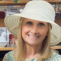 Elaine (@elaineinkcmo) 's Twitter Profile