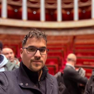 🏛️ Juriste |Capacitaire en Droit | Lic.🔖#Assas📚| #RN ✊🏼🇫🇷| Rédac. Juridique Dir.Aff.Jur🖊️| Team @CNEWS | Candidat Dept 2021 | @partiudr 🎗️🇺🇸🇮🇹🅱️