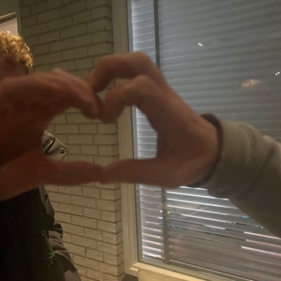 mlndpr's profile picture. 