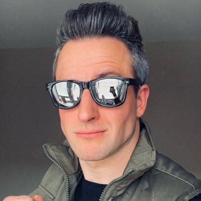 🎥 ACTOR & STUNTMAN 🎬 BORN READY FOR #mortalkombat 2️⃣ ⭐️ #johnnycage ⭐️✌️😎👍 https://t.co/ROHeeALd5N ❤️🔥