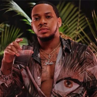 Pen Franklin ✍️ Artist/Songwriter &CEO
VedoBooking@gmail.com.Mgmt@Ramal_Henry