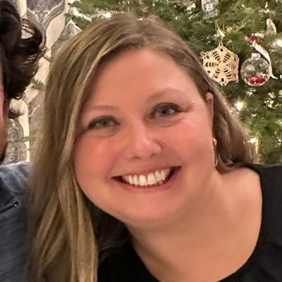 Mom. Wife. Vice Principal of @roberthunterES. Former First Grade, Reading Recovery, and Literacy Support teacher. Reader.