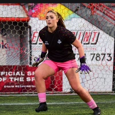Alanami42273163's profile picture. Football mum GK Daughter Abbie Ferns 19 played for @CelticWoman @Kilmarnock @Partick Thistle @Miami Sharks⚽️🥅🧤🔴🟡Son Paul Ferns @ Drumchapel United 2010s🔴⚫