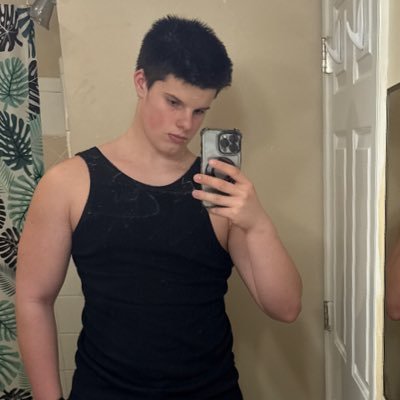 |CGHS| |Class of 2026| |6’3 275|GPA 3.1|D-line| NCAA ID# 2508708766|