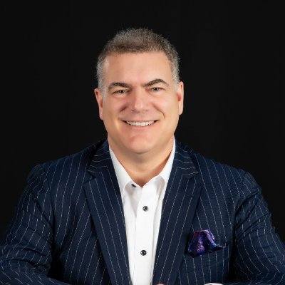 AI First CRO @Skyvera. Merging Leadership, Sales, M&A and AI to drive real results in the Software space. Partnering with Totogi to move Telco to the Cloud.