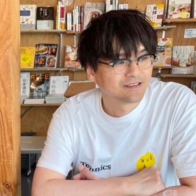 赤坂のライブハウス「navey floor」で店長をやっているテツロウです! 音楽の事やライブハウスの事などを中心に好き勝手に発信してます。AFRICAEMOメンバー。DALLJUB STEP CLUBスタッフ。元下北沢LIVEHOLIC店長。今中哲郎通常アカウント→@TETSURO_AFRICA