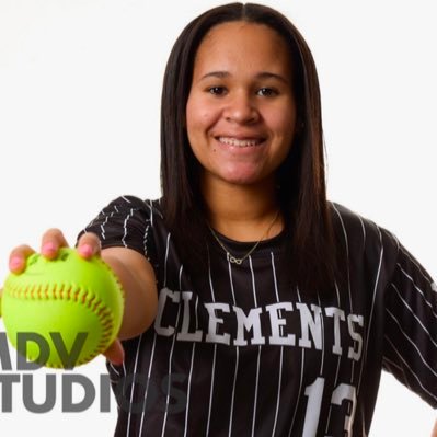 PBurks13's profile picture. 5’6 #utility #vb #multisport #3.475GPA  #uncommitted https://t.co/6r67HHXvoH