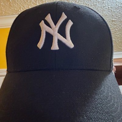 LarryTheDeuce's profile picture. Husband, Dad, Vol Fan, Believer