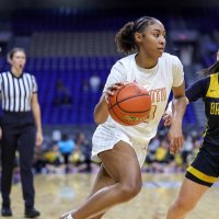 Taylor Barnes (@taymb3) Twitter profile photo