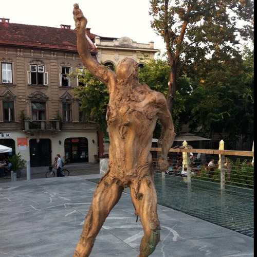 LeonNikOl's profile picture. 