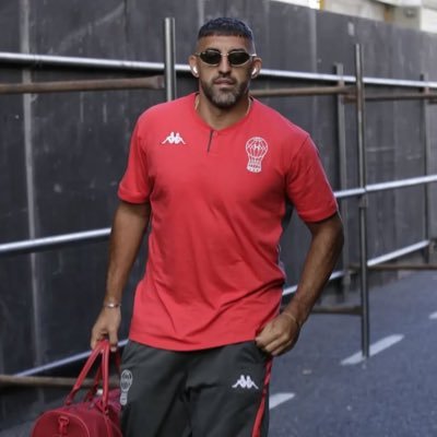 valenc3rc4s's profile picture. tenes que conseguir este jazz bass