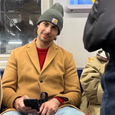 @DePauwU Alum | Washed Up Football Player | Wannabe Cowboy