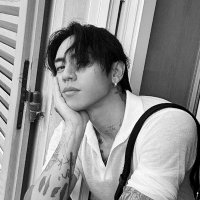 ` (@crisnyu) 's Twitter Profile