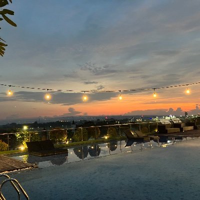 cuni_laura's profile picture. Metgessa especialista en Medicina Física i Rehabitació