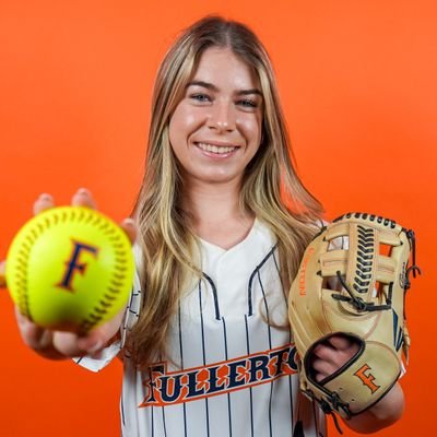 Cal State Fullerton commit 🐘🧡💙🐘🧡💙USA Athletics 18U Gold🥎🔥💣🥎🔥💣🥎
Los Alamitos HS - 3rd/OF - 4.0 GPA🥎🔥💣