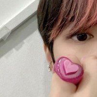 Sam π | HYUNPOP π§ (@skz_8isf4t3) 's Twitter Profile