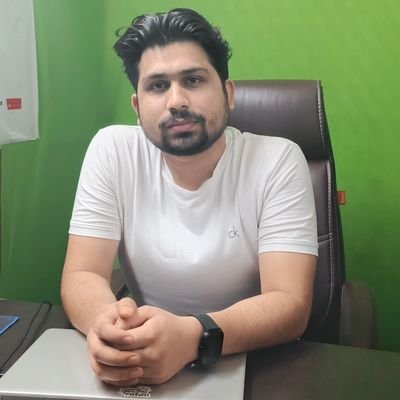 VivekAudic54272's profile picture. 