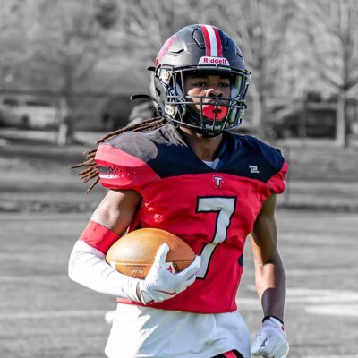 TechBoston Academy in MA. Football and Track athlete CO' 2026 MLB, ATH, and WR https://t.co/ooiVeOCTN1