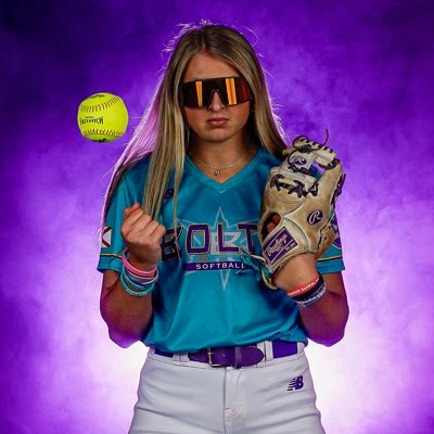 ⚡️Bham Thunderbolts Premier 2027 #10 RHP/1B 🥎🦋 2022 & 2023 PGF National 🥈 email- BrynleeAlford@gmail.Com #10 -line drive media, #36 EIS NCAA ID 2411453300