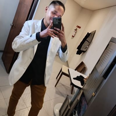 juan_lugoo53934's profile picture. 