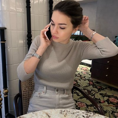platochaisson's profile picture. 🌹💎Rooted in rationality, reaching for the stars. A combination of wisdom and miracles. 🌌📖
Calm and clear, sharp mind🍂💡
✨Pursue tightness🌹