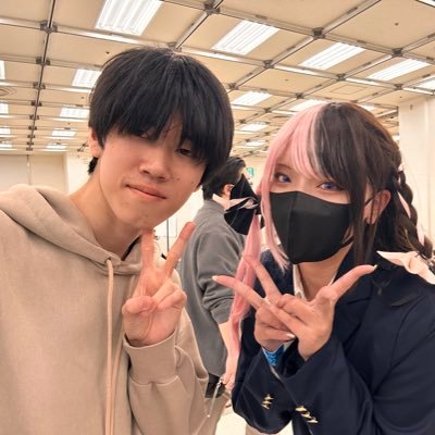 先に17歳です!しょこキッズで基本コスプレイヤーが好きです。推しの方々 うのさん→ @715_tyun ふりこさん→ @FuriFuriFFF しまさん→ @_y0msUeぶいすぽっ!は離れるか検討中