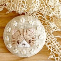 いよ/くりーむねこ@刺繍作家 (@cream_neko_iyo) Twitter profile photo